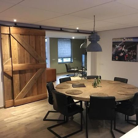 Voormalig Politiebureau Bed & Breakfast Overloon Exterior foto