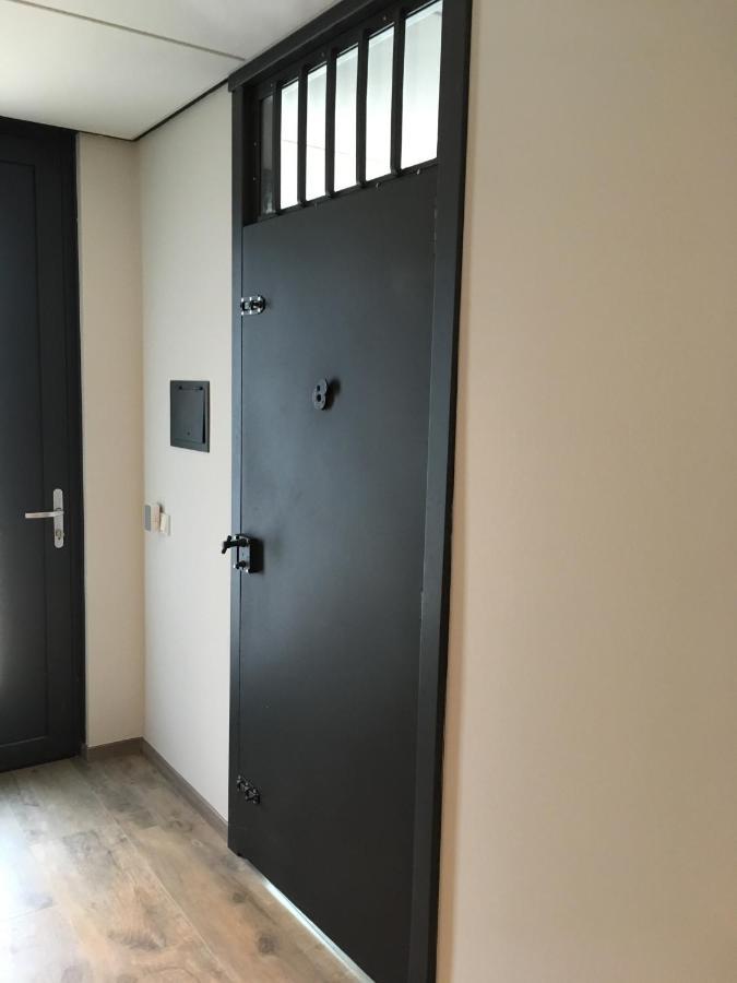 Voormalig Politiebureau Bed & Breakfast Overloon Exterior foto
